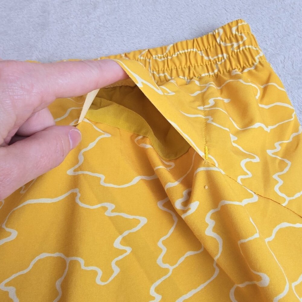 Athleta Womens 3X Running Shorts Printed MESH Racer RUN Yellow Athletic Lined - Picture 6 of 16